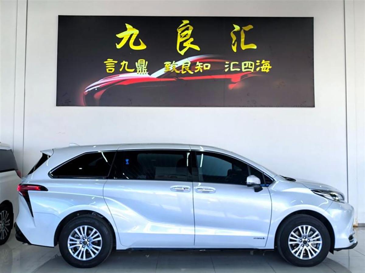 豐田 賽那SIENNA  2021款 2.5L混動 尊貴版圖片