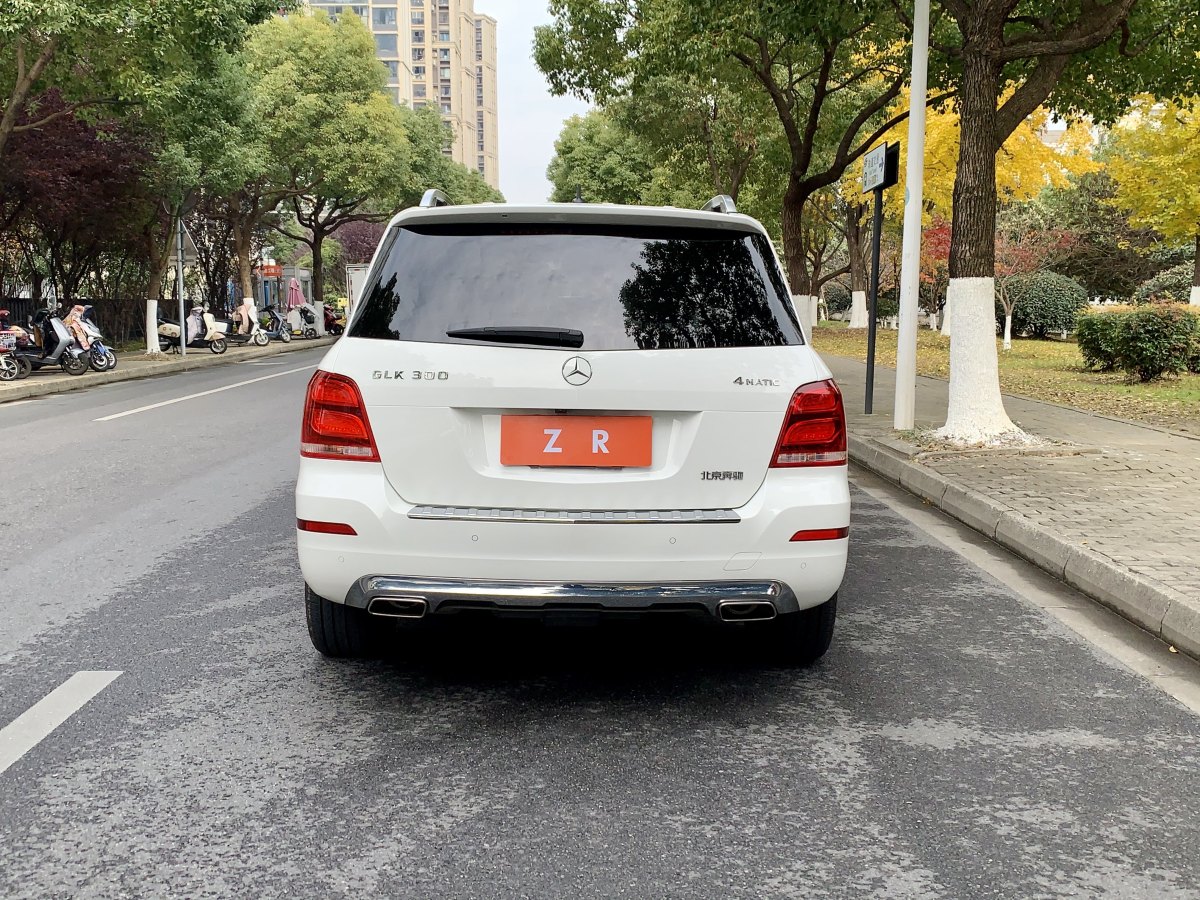 奔馳 奔馳GLK級  2015款 GLK 300 4MATIC 時尚型 極致版圖片