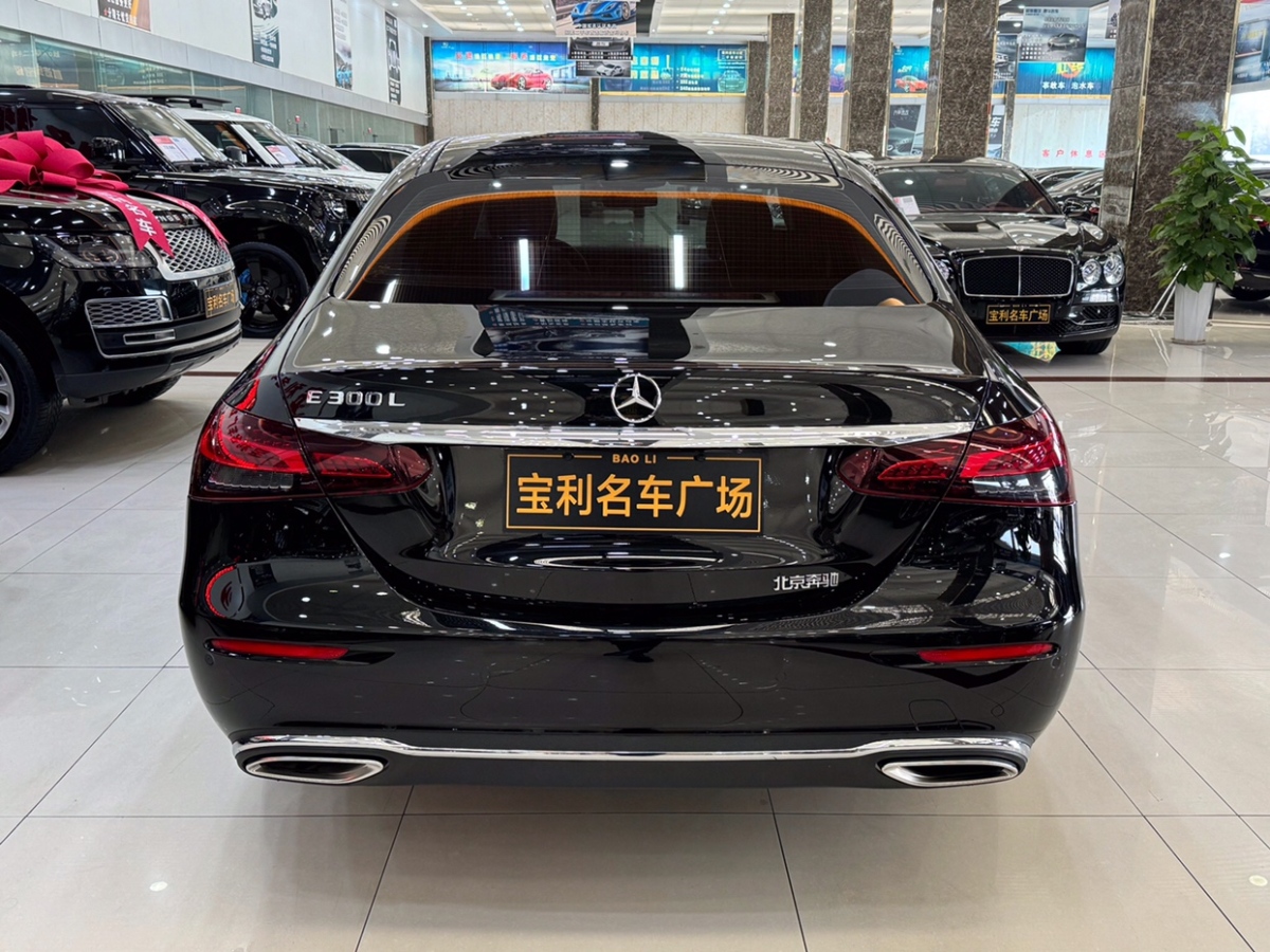 奔馳 奔馳E級(jí)  2021款 E 300 L 豪華型圖片