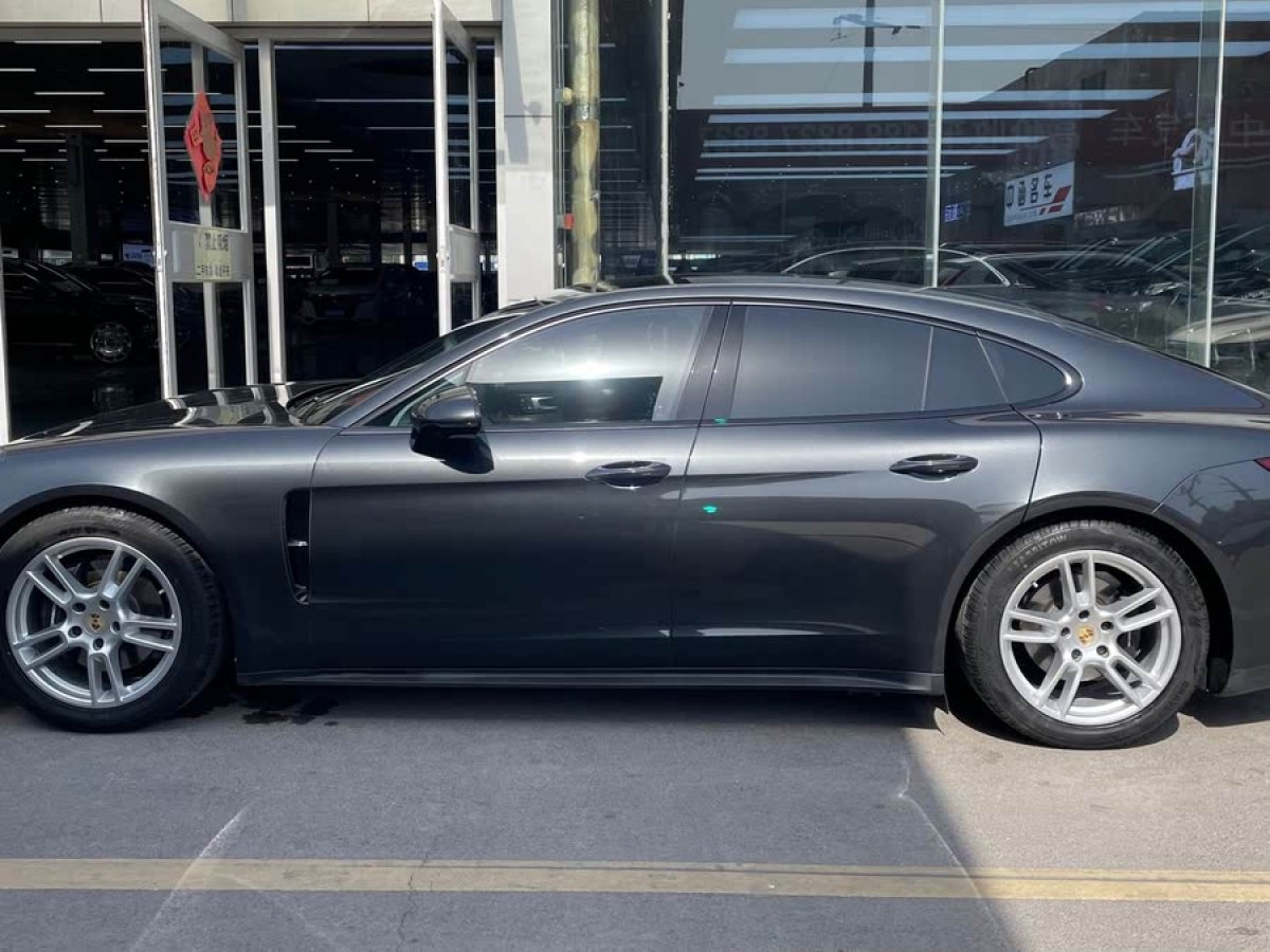 保時捷 Panamera  2019款 Panamera 十周年紀(jì)念版 2.9T圖片