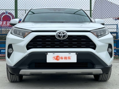 丰田 RAV4荣放 2.0L CVT两驱风尚版图片