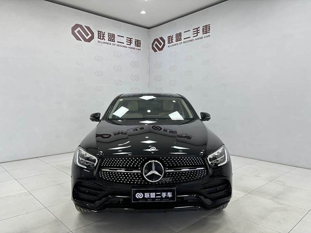 奔馳 奔馳GLC  2023款 改款 GLC 260 4MATIC 轎跑SUV圖片