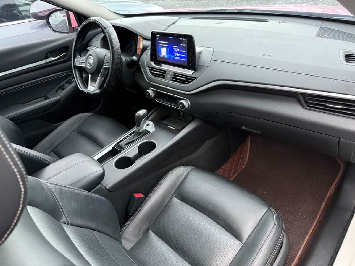日產(chǎn) 天籟  2020款 改款 2.0L XL 舒適版圖片