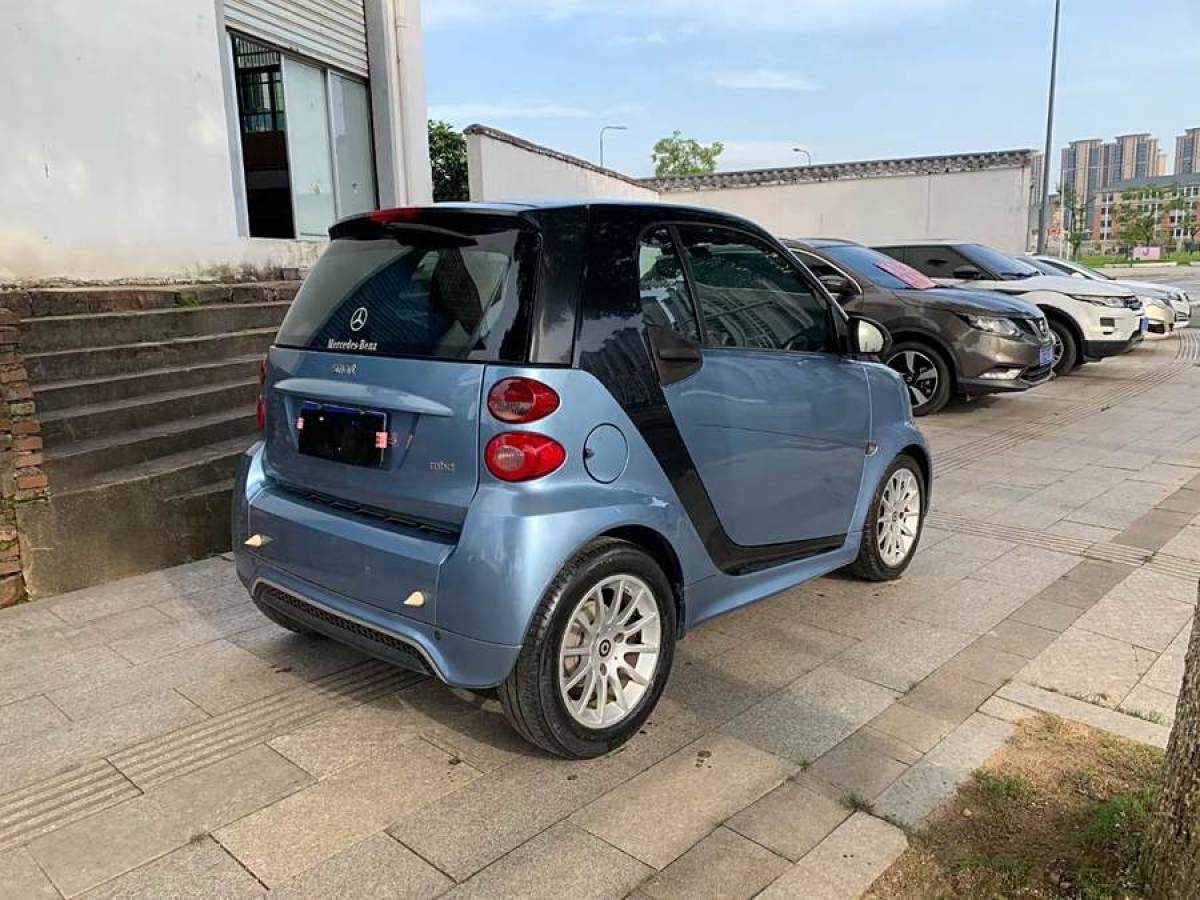 smart fortwo  2012款 1.0 MHD 硬頂激情版圖片