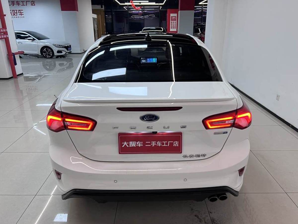 福特 ?？怂? 2021款 三廂 EcoBoost 180 自動(dòng)ST Line圖片