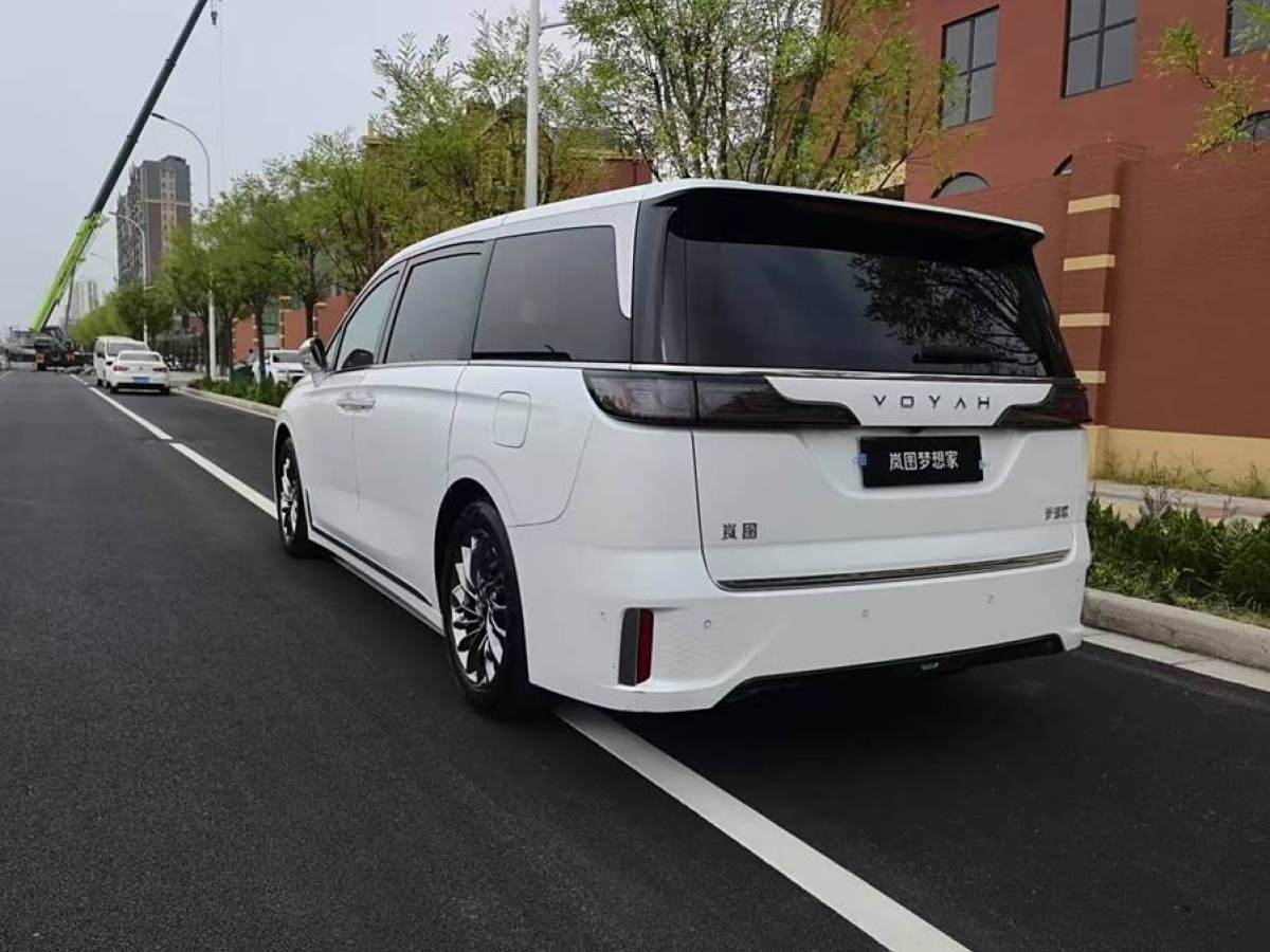 2024年9月嵐圖 夢想家  2024款 PHEV 超長續(xù)航旗艦版