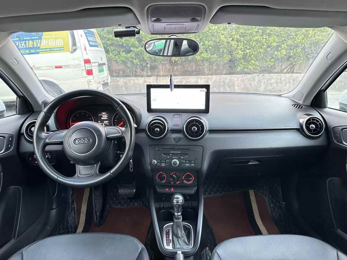 奧迪 奧迪A1  2014款 A1 1.4TFSI 30TFSI 技術(shù)型圖片