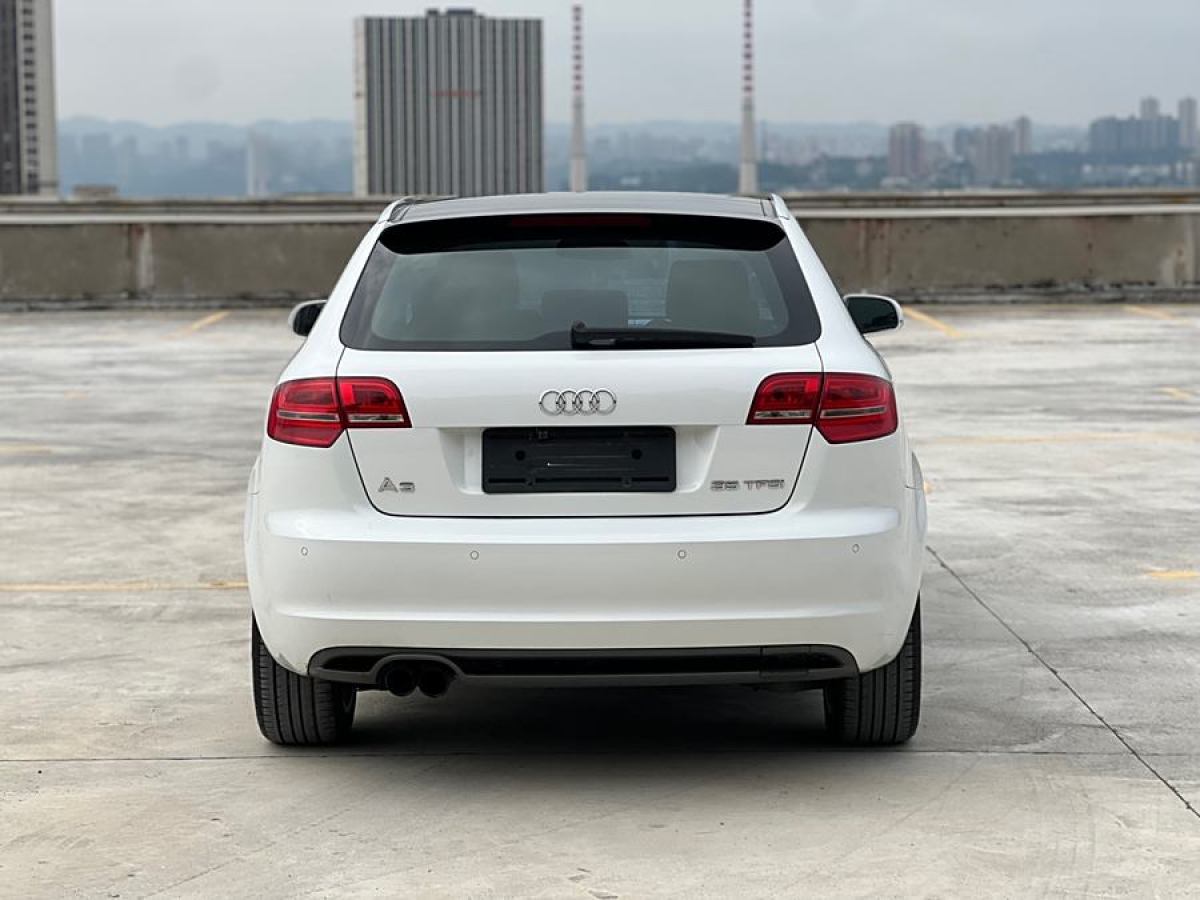 奧迪 奧迪A3  2013款 Sportback 35 TFSI 尊貴型圖片