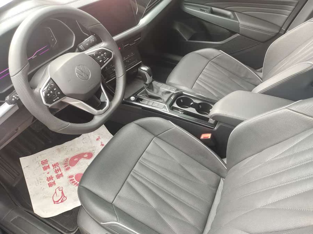 大眾 帕薩特  2022款 330TSI 尊貴版圖片