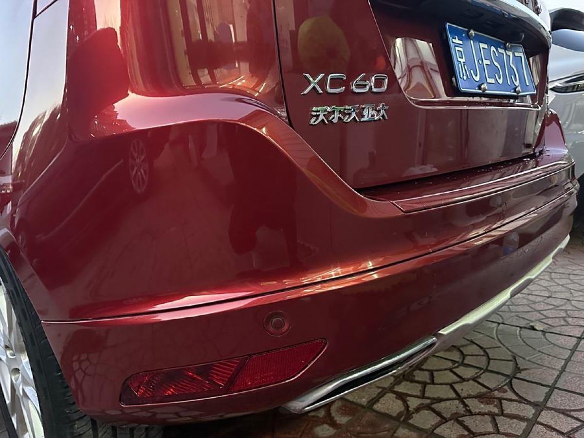 沃爾沃 XC60  2015款 T5 智進(jìn)版圖片