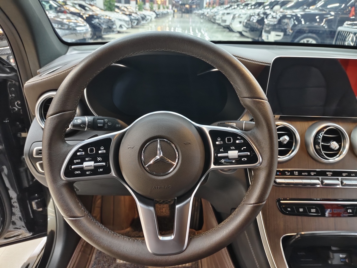 2021年3月奔馳 奔馳GLC  2021款 GLC 300 L 4MATIC 動(dòng)感型