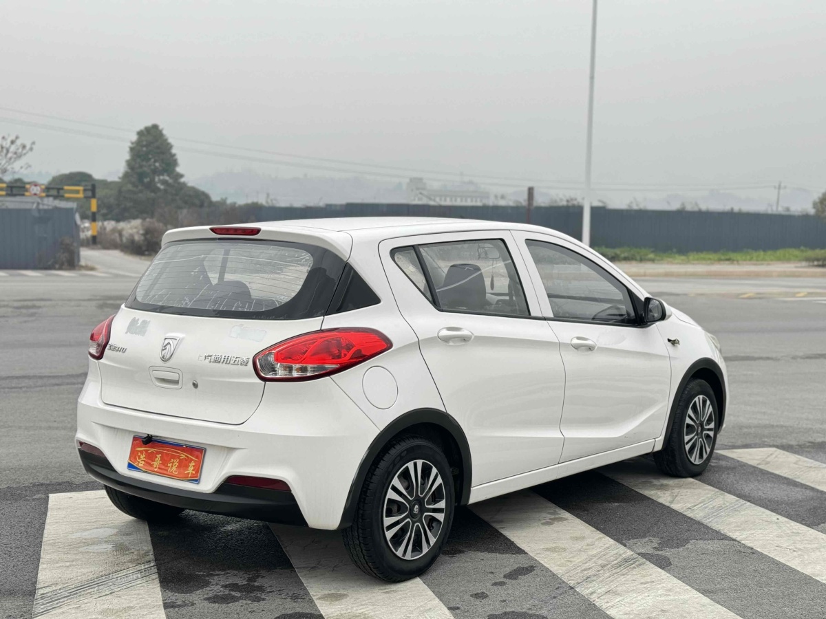 寶駿 730  2016款 1.5L 手動舒適型 7座圖片