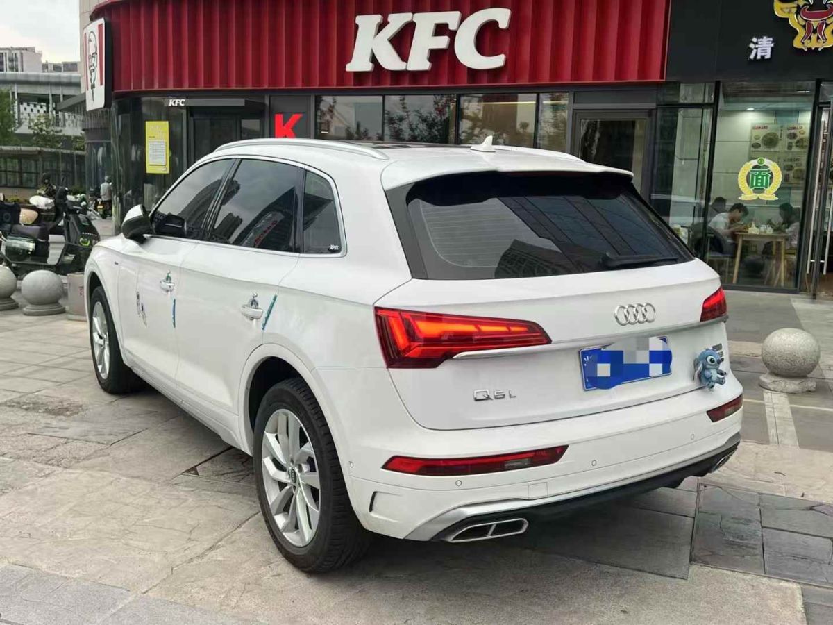 奧迪 Sport 奧迪RS Q8  2022款 RS Q8 4.0T圖片