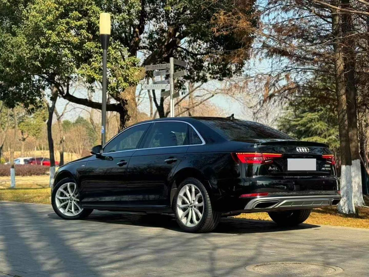 奧迪 奧迪A4L  2019款 35 TFSI 進(jìn)取型 國(guó)V圖片