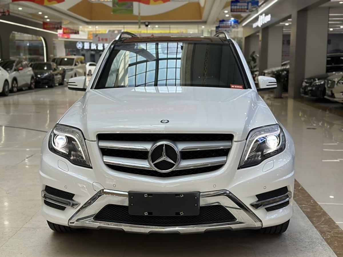 奔馳 奔馳GLK級  2015款 GLK 300 4MATIC 時(shí)尚型 極致版圖片