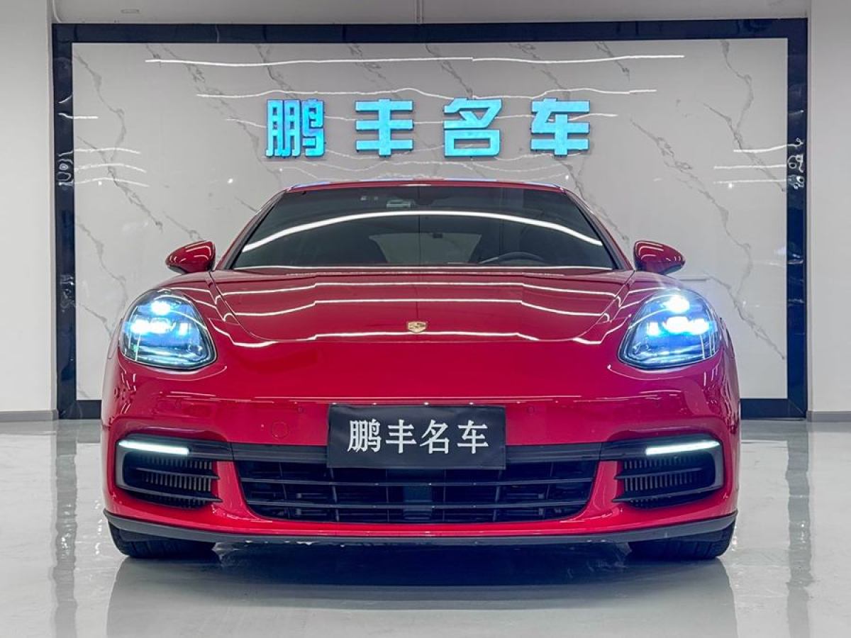 保時(shí)捷 Panamera  2019款 Panamera 十周年紀(jì)念版 2.9T圖片