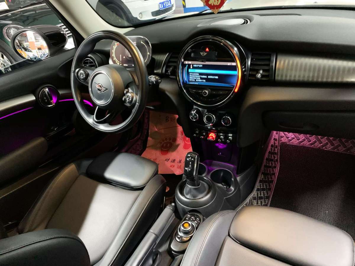 MINI MINI  2021款 1.5T COOPER 子夜黑特別版圖片