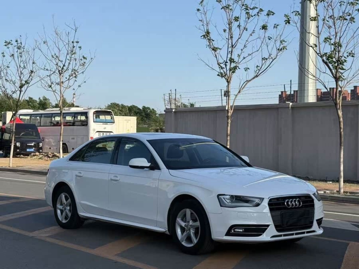 奧迪 奧迪A4L  2013款 35 TFSI 自動舒適型圖片
