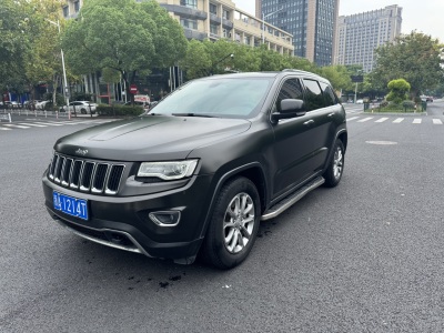 2014年10月 Jeep 大切諾基(進口) 3.6L 舒適導(dǎo)航版圖片