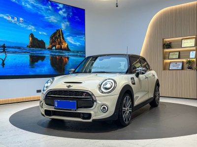 2020年3月 MINI CLUBMAN 2.0T COOPER S圖片