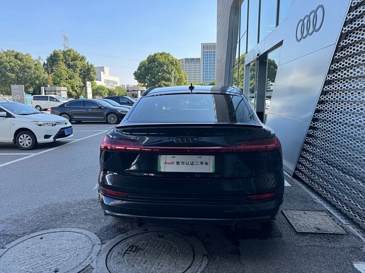 奧迪 奧迪e-tron  2021款 Sportback 55 quattro 豪華型圖片