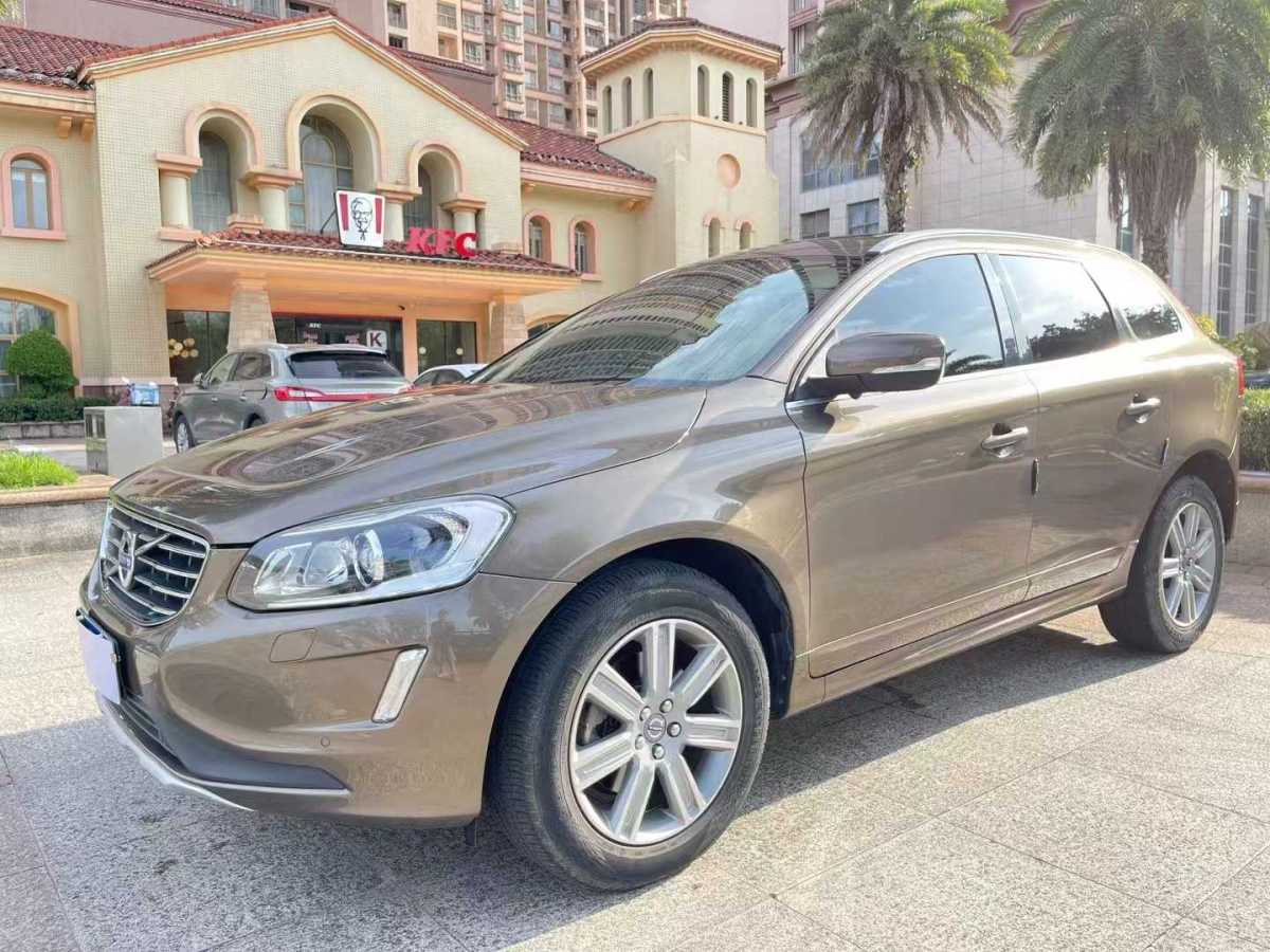 2017年11月沃爾沃 XC60  2017款 T5 AWD 智遠(yuǎn)版