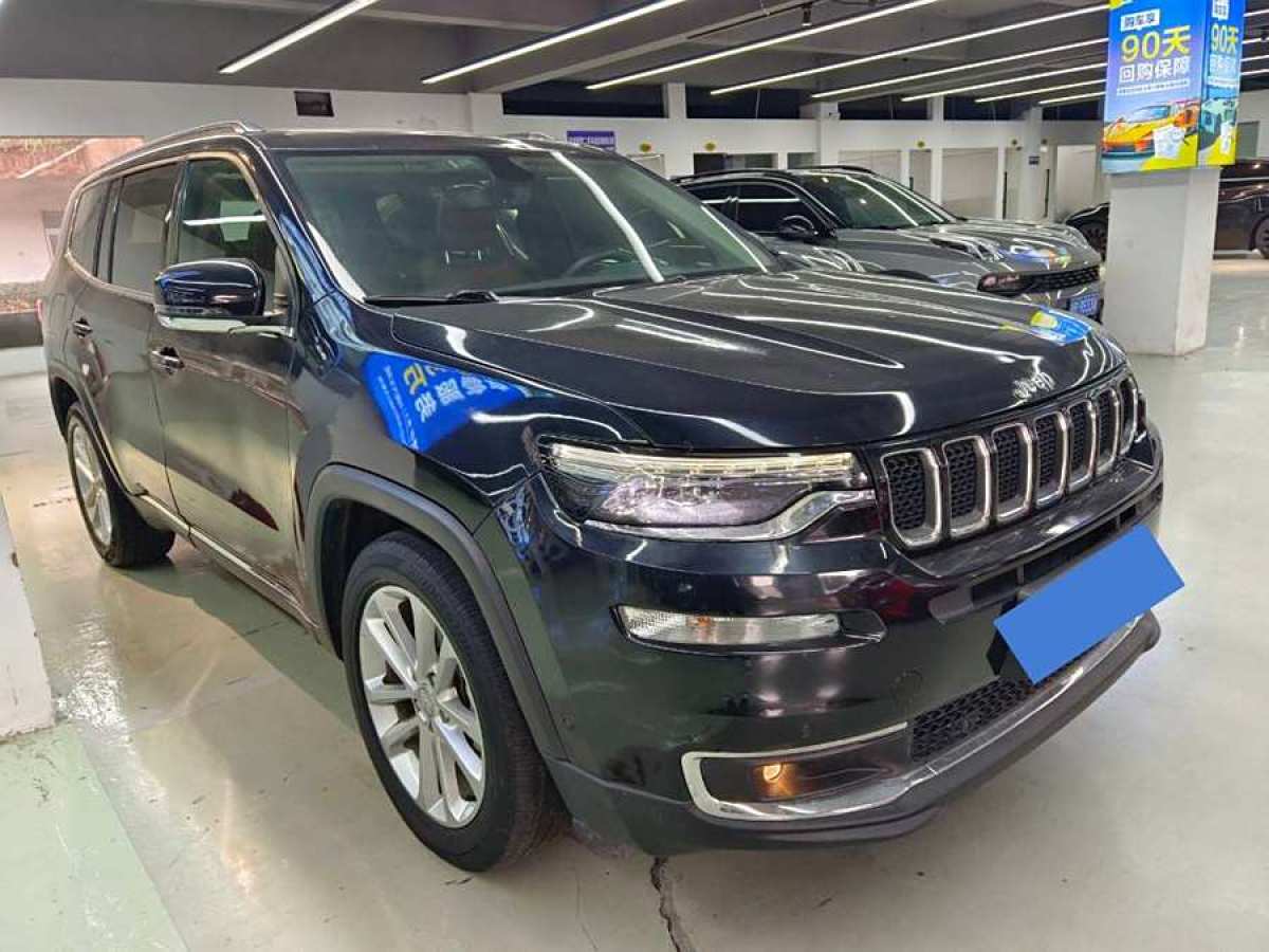 Jeep 大指揮官  2020款 2.0T 四驅(qū)夜鷹版圖片