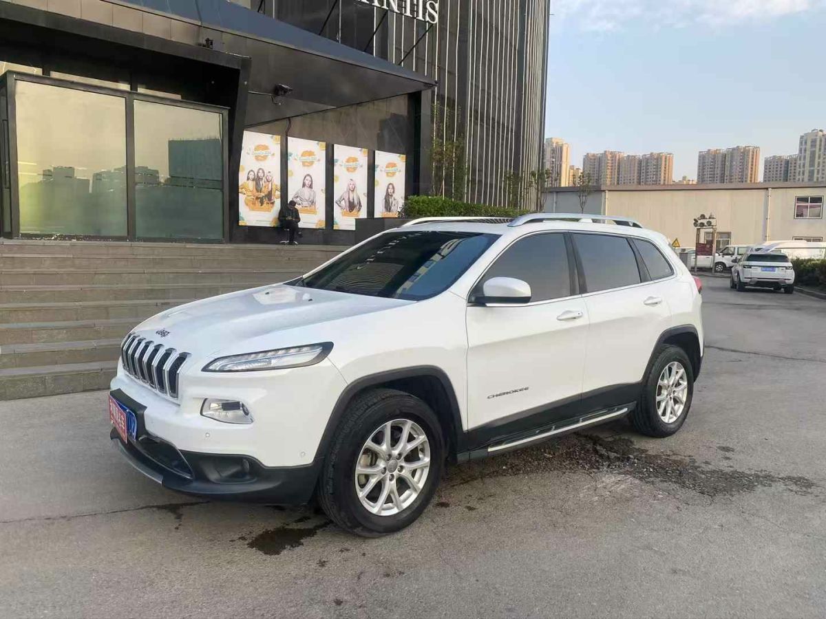 Jeep 自由俠  2018款 180T DCT動(dòng)能版+圖片