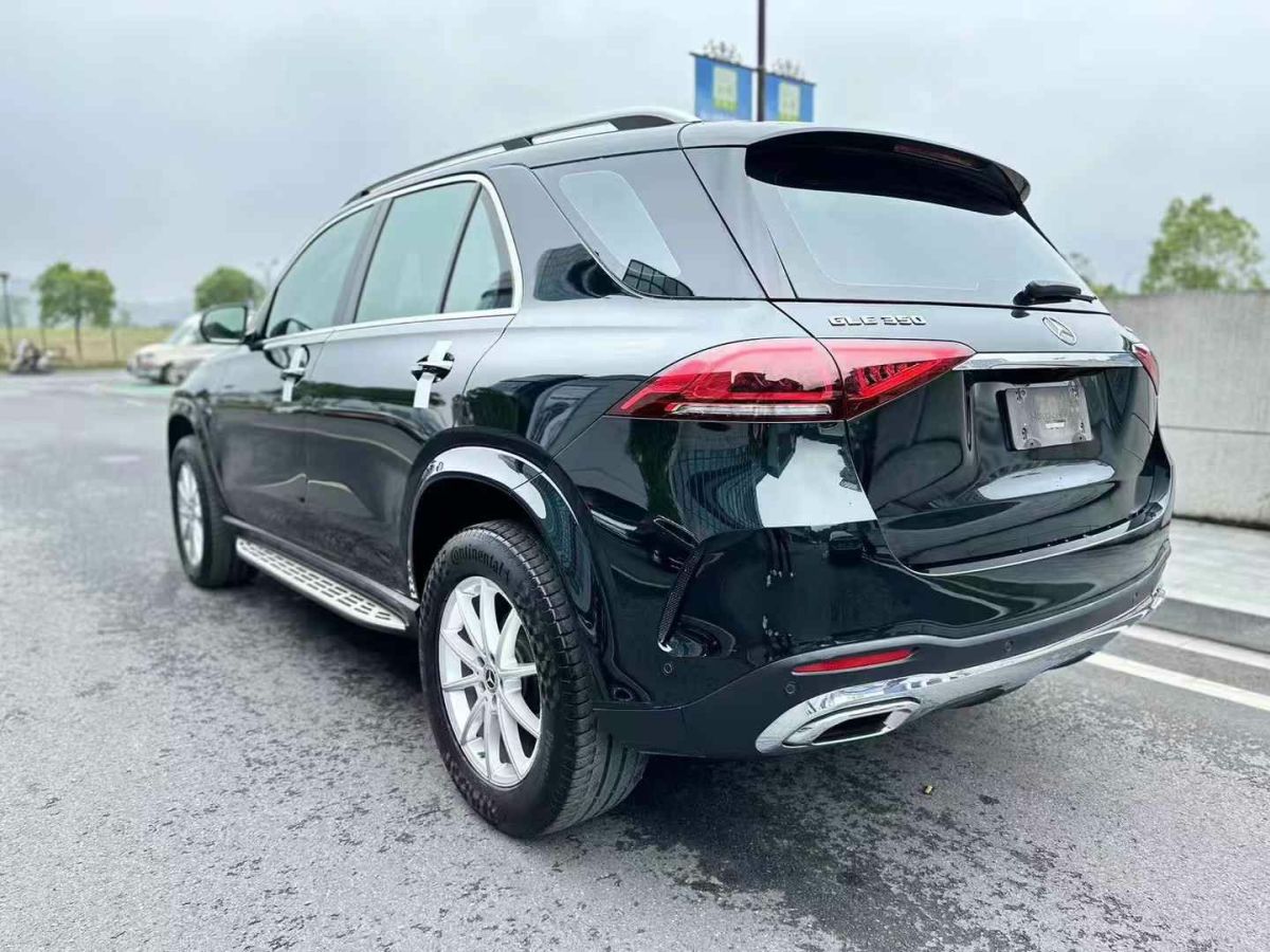 奔馳 奔馳GLE  2020款  GLE 350 4MATIC 時(shí)尚型圖片