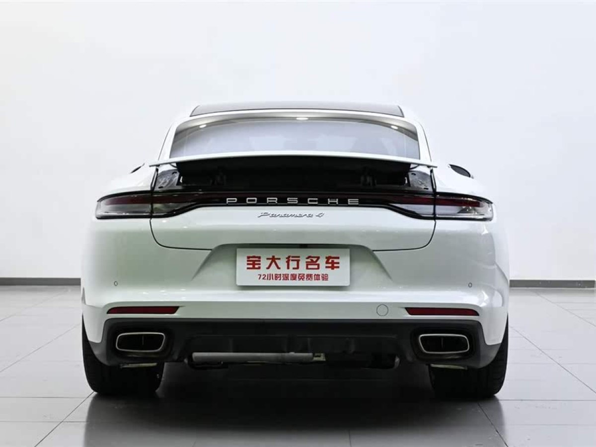 保時(shí)捷 Panamera  2023款 Panamera 4 行政加長(zhǎng)版 2.9T圖片