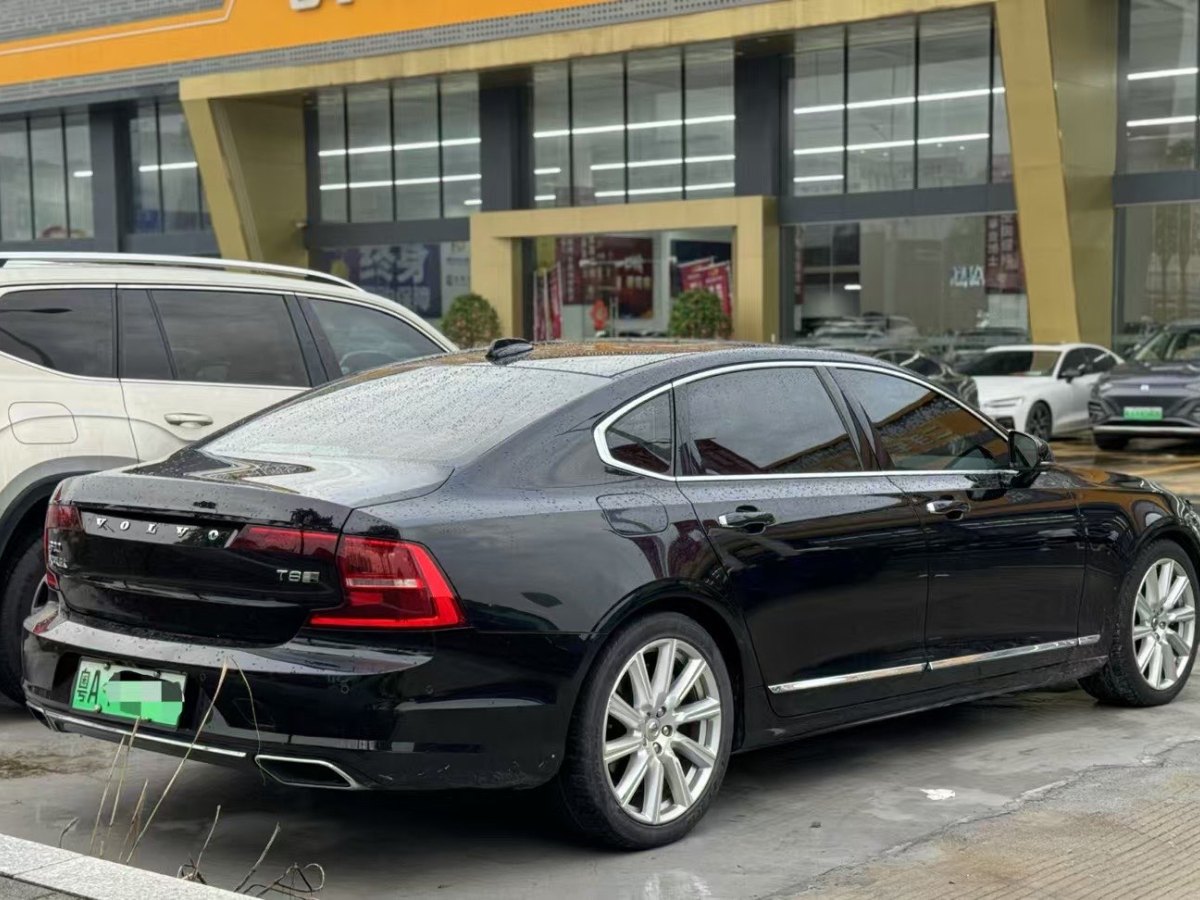 沃爾沃 S90新能源  2019款  T8 E驅(qū)混動 智雅版 國VI圖片