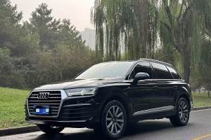 奥迪Q7 奥迪 40 TFSI 舒适型