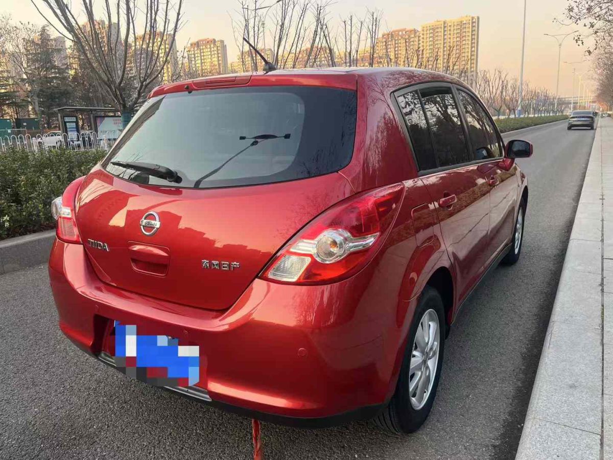 日產(chǎn) 騏達(dá)  2011款 1.6L CVT舒適型圖片