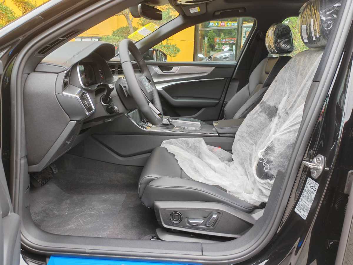 奧迪 奧迪A6L  2025款 改款 40 TFSI 豪華動感型圖片
