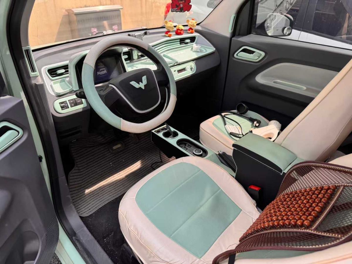 五菱 五菱榮光  2021款 1.2L S 基本型封窗車實(shí)用型2座LSI圖片