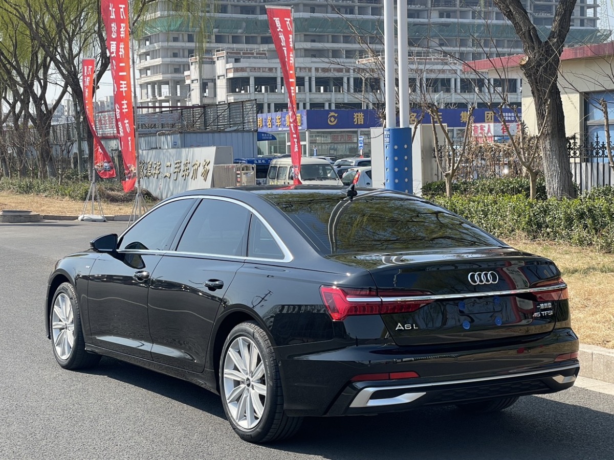 奧迪 奧迪A6L  2024款 45 TFSI 臻選動感型圖片