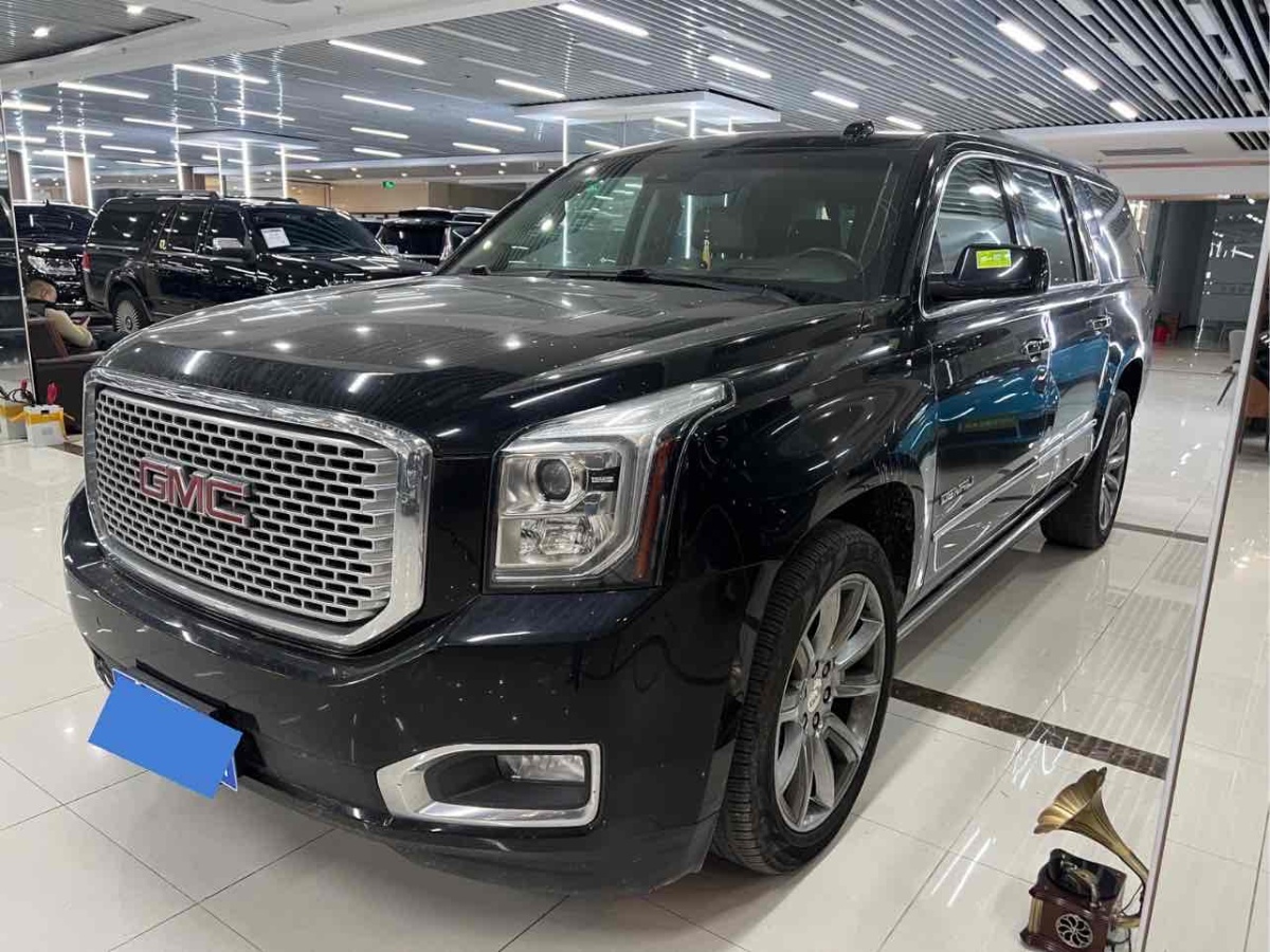 2016年12月GMC YUKON  2015款 6.2L XL DENALI 4WD