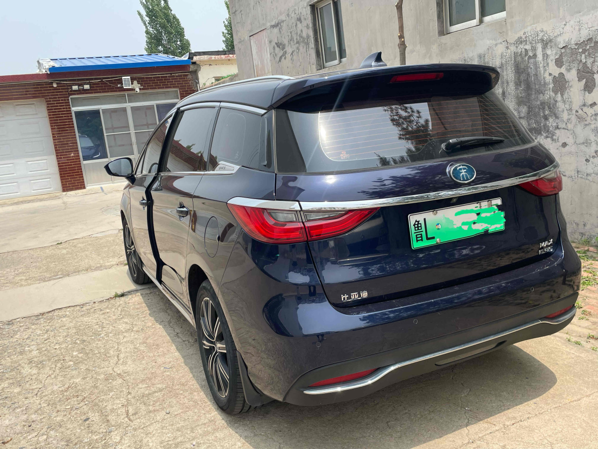 比亞迪 宋MAX新能源  2019款  DM 1.5T 智聯(lián)致享型 6座 國VI圖片