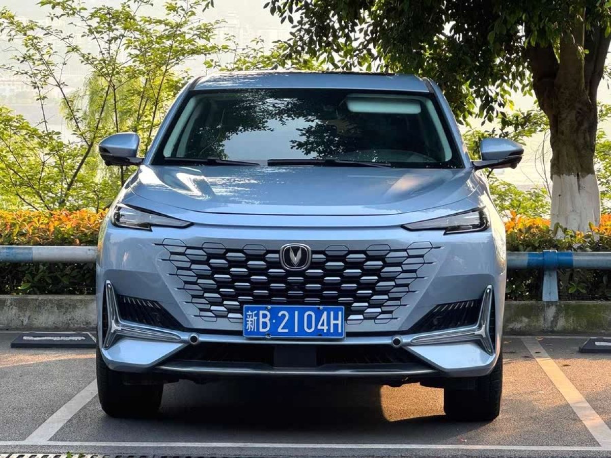 長(zhǎng)安 長(zhǎng)安UNI-K  2021款 2.0T 尊貴型圖片