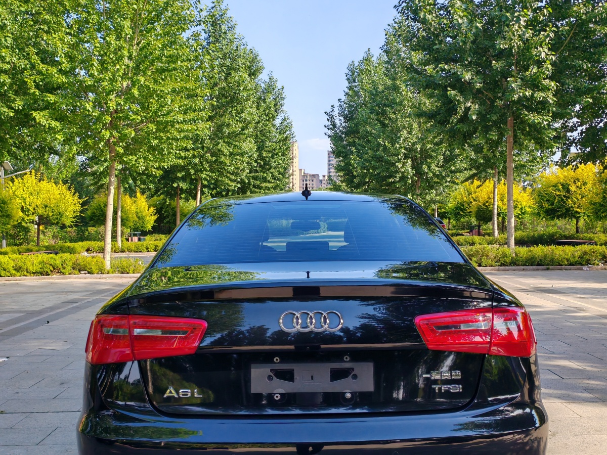 奧迪 奧迪A6L  2014款 TFSI 標(biāo)準(zhǔn)型圖片