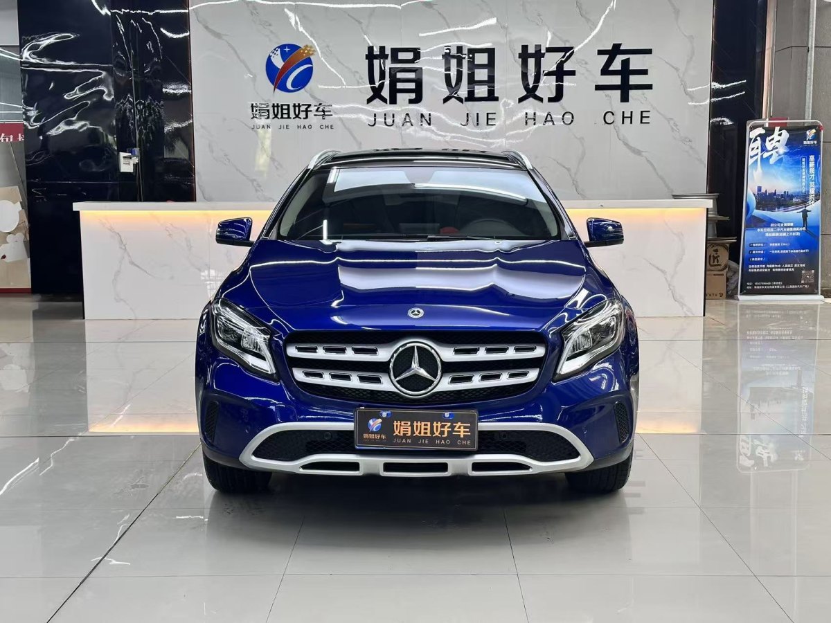 奔馳 奔馳GLA  2018款 GLA 200 動感型圖片