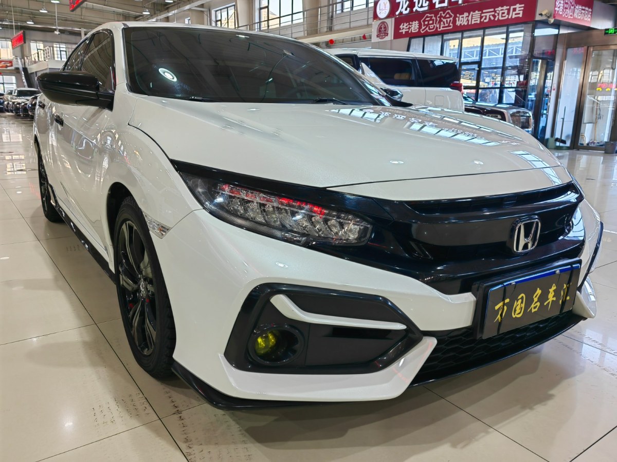 本田 思域  2021款 HATCHBACK 220TURBO CVT潮酷控圖片