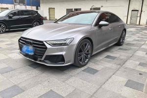 奥迪A7 奥迪 45 TFSI 臻选型