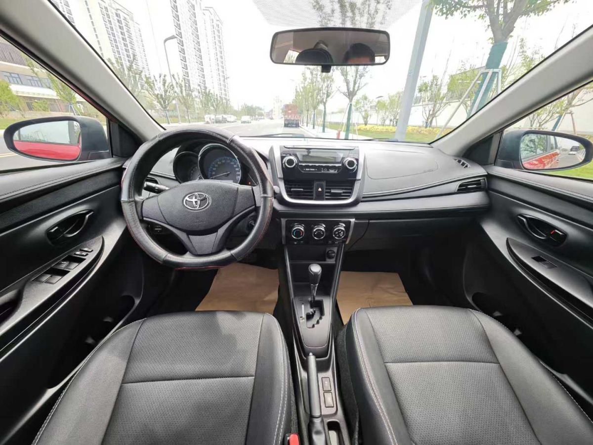 豐田 雅力士  2016款 YARiS L 致炫 1.5G 勁速天窗版圖片