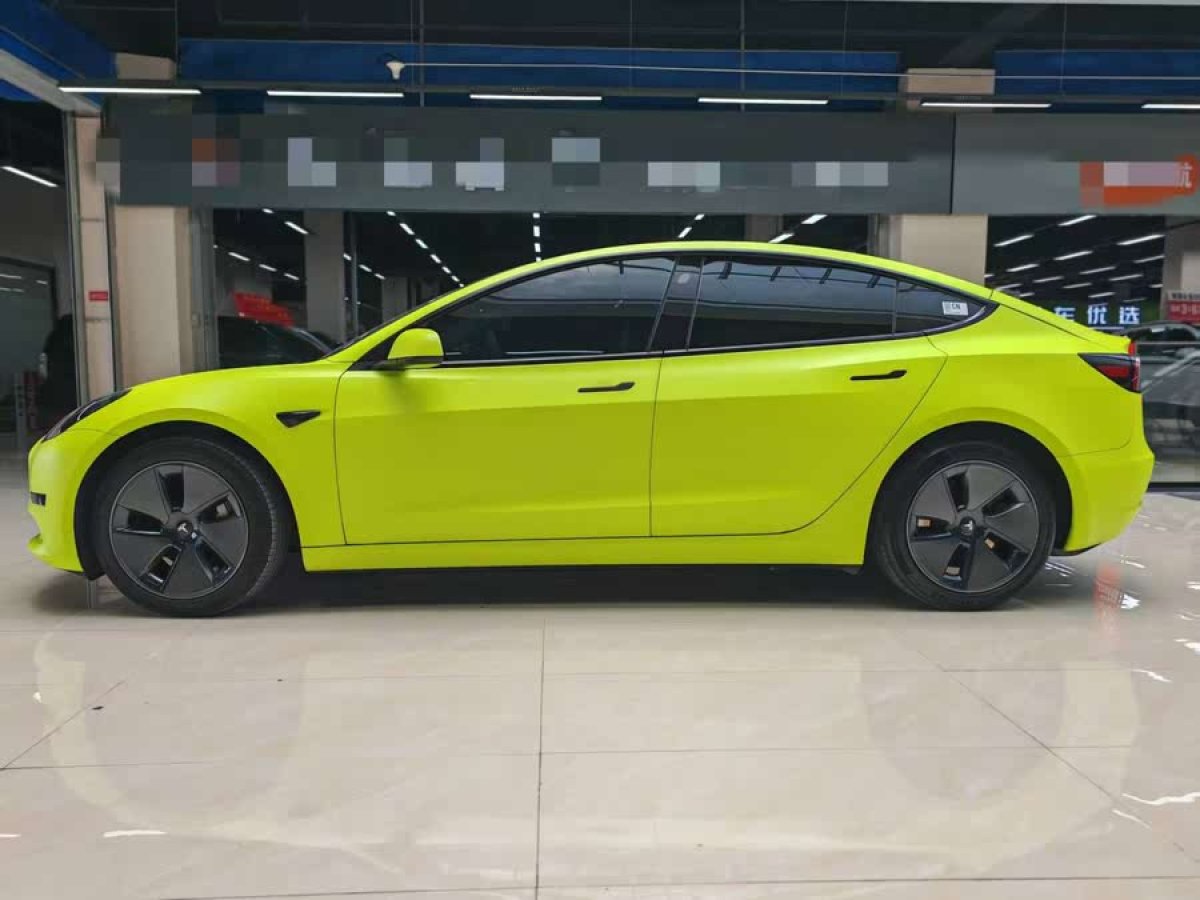 特斯拉 Model 3  2022款 后輪驅(qū)動版圖片