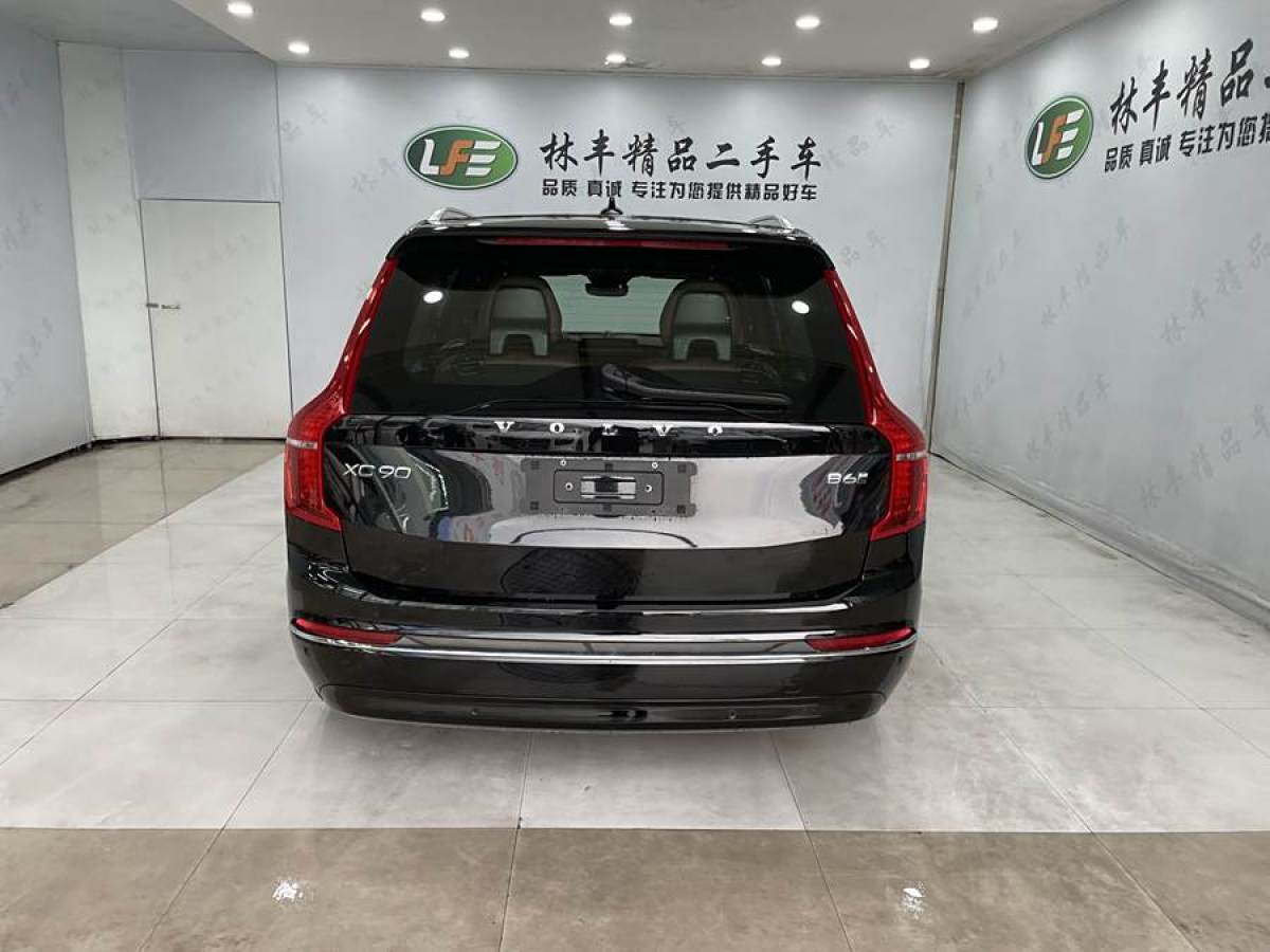 沃爾沃 XC90  2025款 B6 智雅豪華版 7座圖片