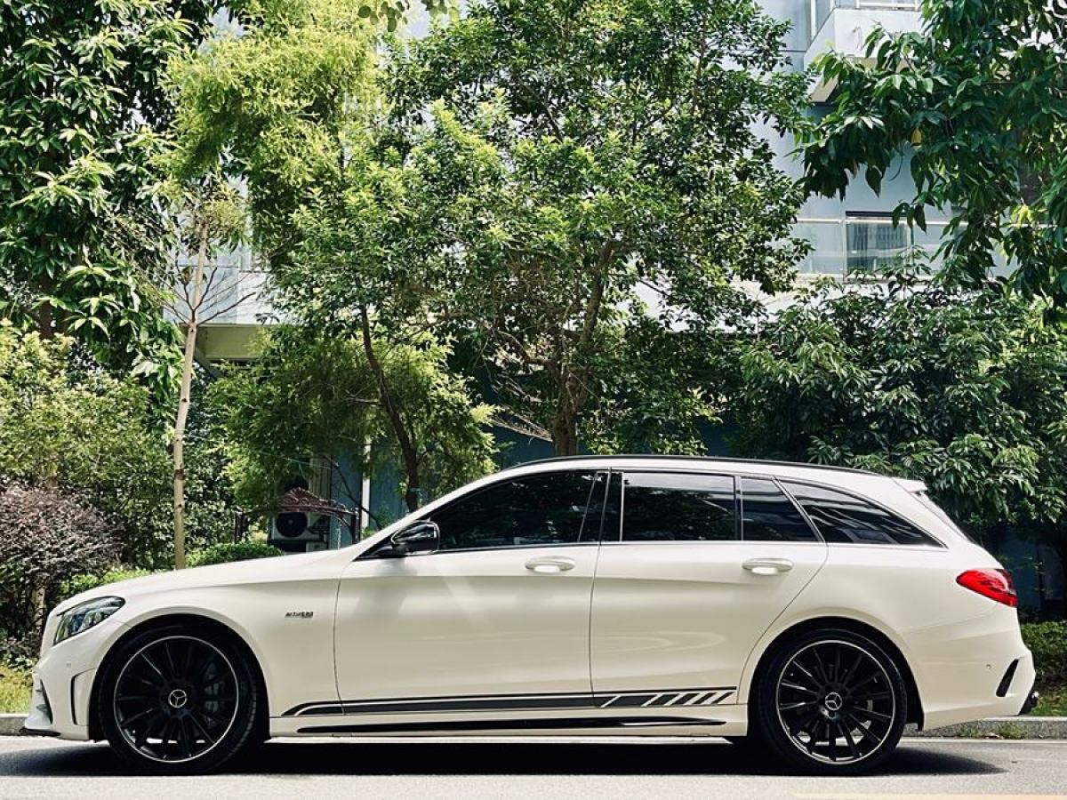 奔馳 奔馳C級(jí)AMG  2019款 AMG C 43 4MATIC 旅行轎車(chē) 特別版圖片