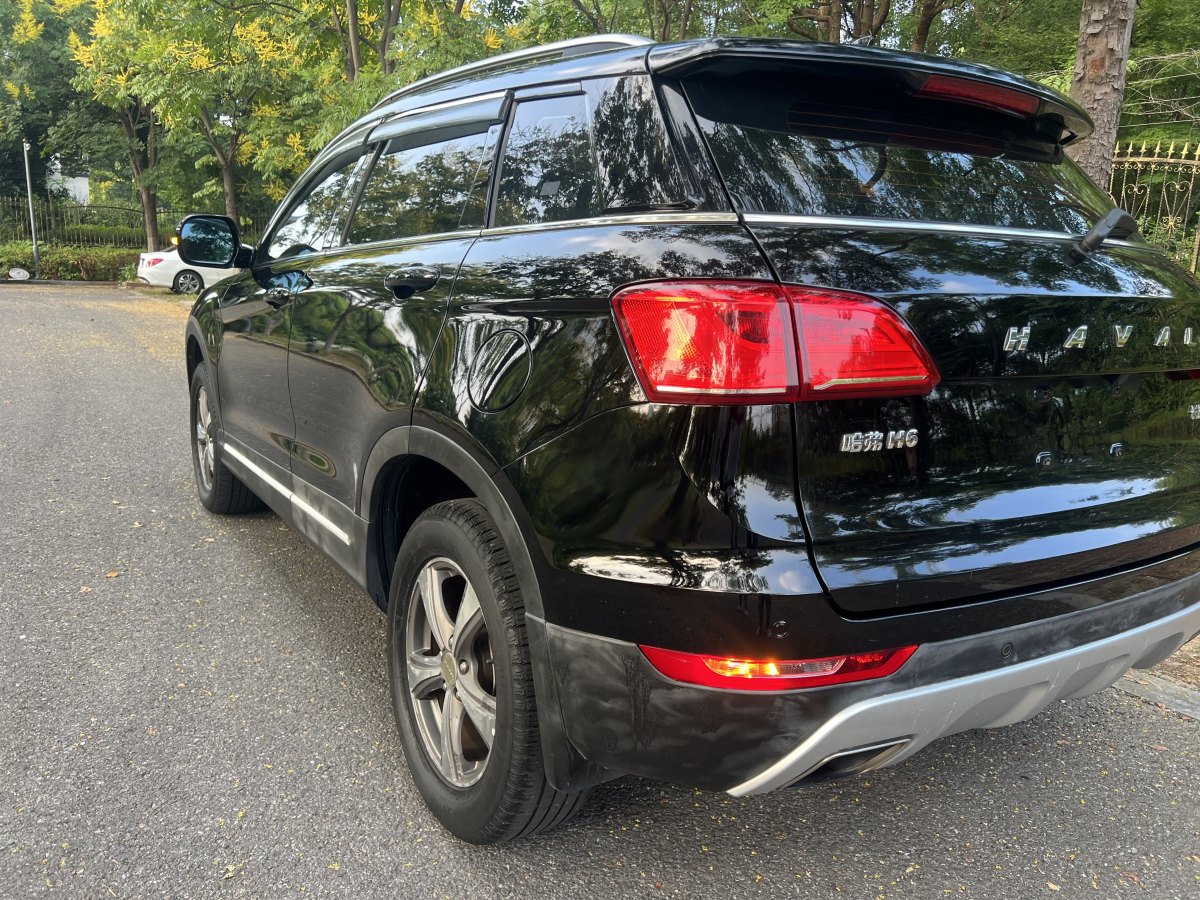 哈弗 H6 Coupe  2016款 藍標 1.5T 自動兩驅(qū)都市型圖片