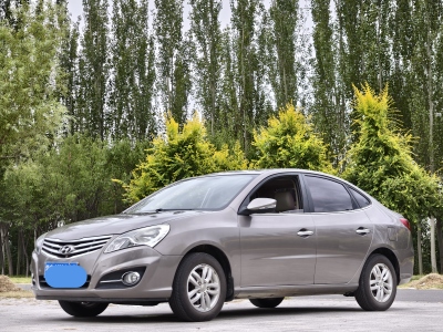 2012年5月 现代 悦动 1.6L 手动豪华型图片