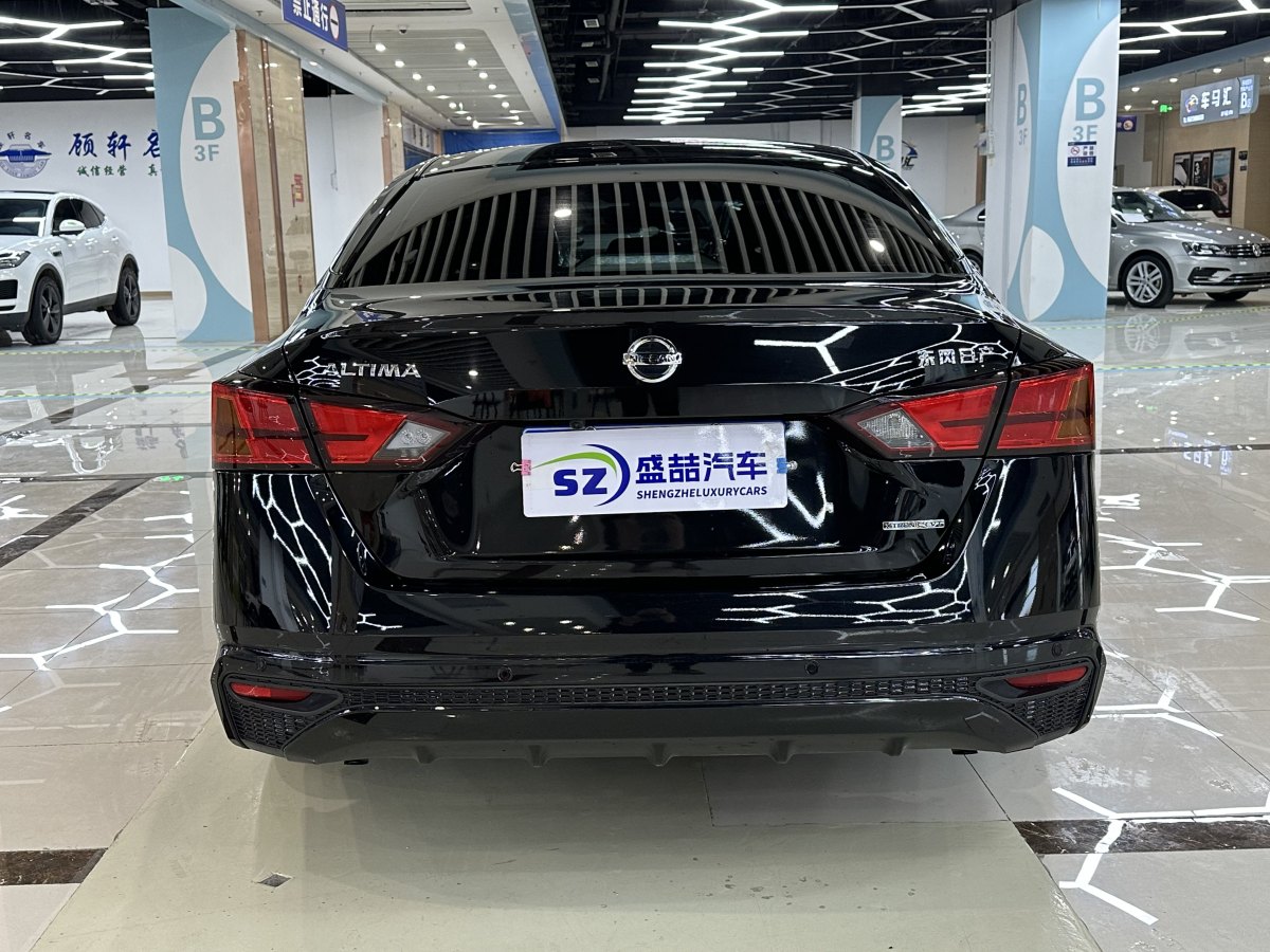 日產(chǎn) 天籟  2020款 改款 2.0L XE 時尚版圖片